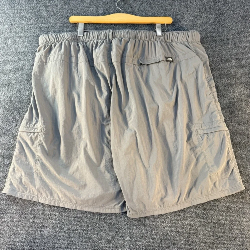 The North Face Cargo Shorts Mens XXL Gray Nylon Hiking Fishing‎ Belted